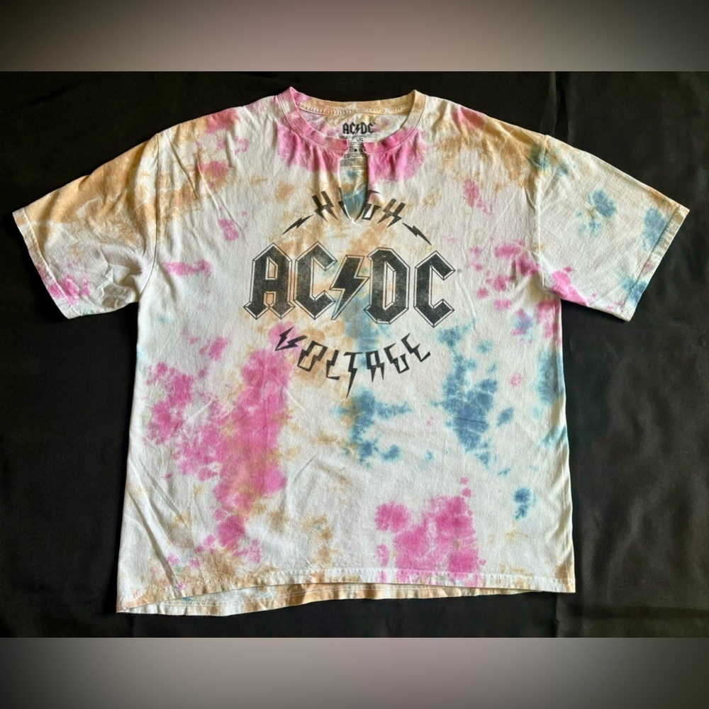 AC/DC Men's High Voltage Tie Die T-shirt Colorful Short Sleeve Size Large